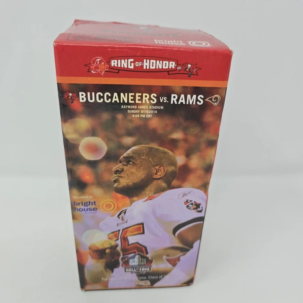 Tampa Bay Bucs Derrick Brooks Ring of Honor Bobblehead Stadium Give Away 9/14/14